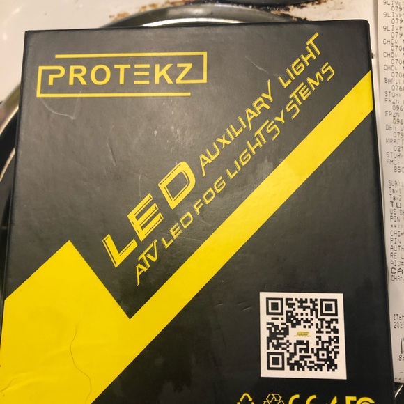 Fog Lights - Picture 2 of 2